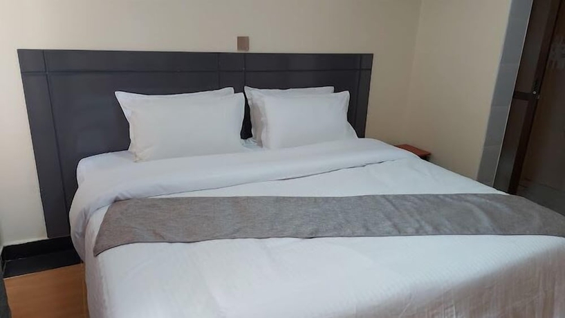 Imagen de la habitación del Hotel Nakuru Axis. Foto 10