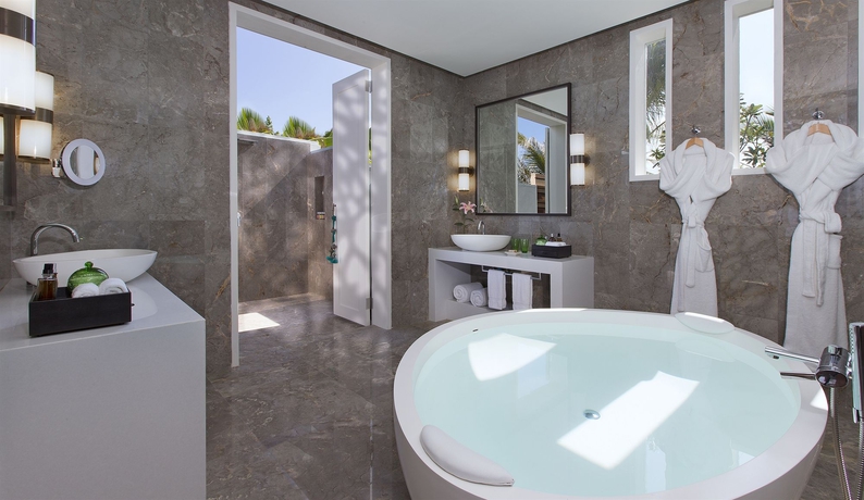 Imagen de la habitación del Hotel Naladhu Private Island Maldives. Foto 6