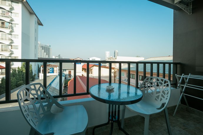 Imagen de la habitación del Hotel Nalanta Pattaya. Foto 15