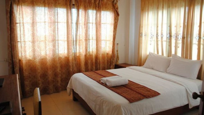 Imagen de la habitación del Hotel Nalinthone Guesthouse. Foto 11