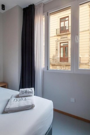 Imagen de la habitación del Hotel Nalu Valencia Boutique Rooms. Foto 5