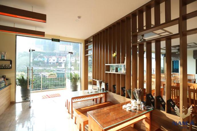 Imagen de los interiores del Hotel Nam A Hotel. Foto 10