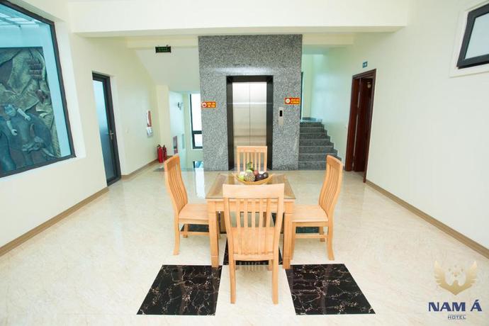 Imagen de los interiores del Hotel Nam A Hotel. Foto 12