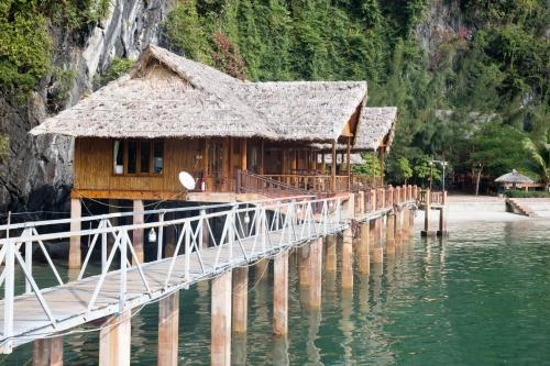 Imagen de la habitación del Hotel Nam Cat Island Resort - Catbabay. Foto 7