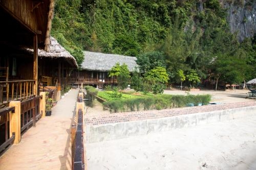 Imagen de la habitación del Hotel Nam Cat Island Resort - Catbabay. Foto 8