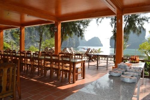 Imagen general del Hotel Nam Cat Island Resort - Catbabay. Foto 4