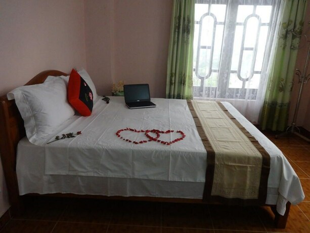 Imagen de la habitación del Hotel Nam Hoa. Foto 35