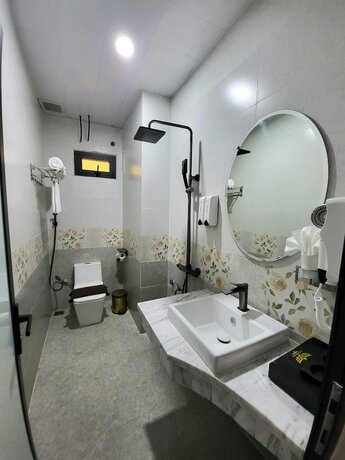 Imagen general del Hotel Nam Hong. Foto 11