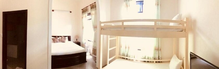 Imagen de la habitación del Hotel Nam Long. Foto 14