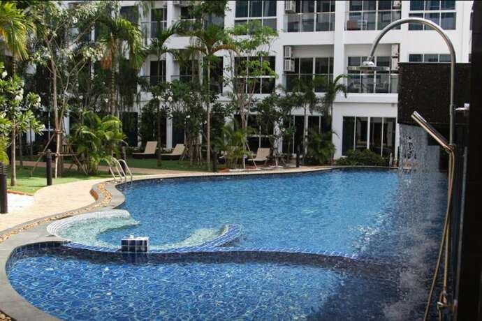 Imagen de la piscina del Hotel Nam Talay Condo By Grandisvillas. Foto 39