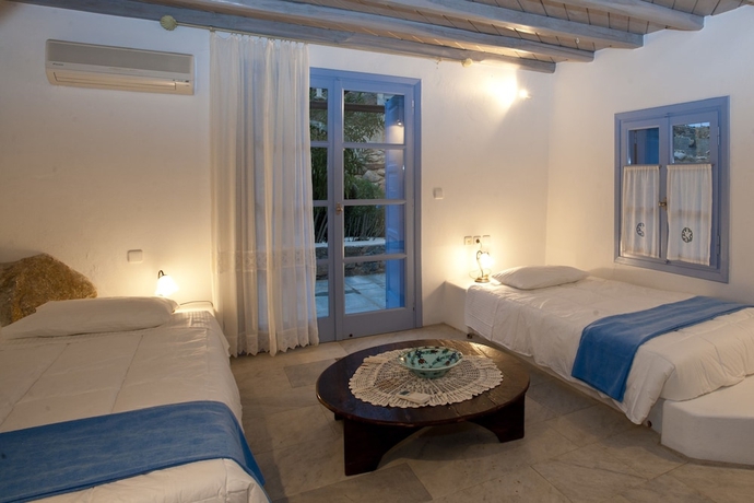 Imagen de la habitación del Hotel Nama Villas. Foto 4