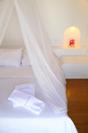 Imagen de la habitación del Hotel Nama Villas. Foto 18