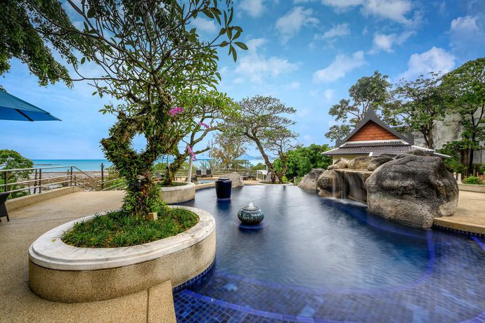 Imagen de la piscina del Hotel Namaka Resort Kamala. Foto 25