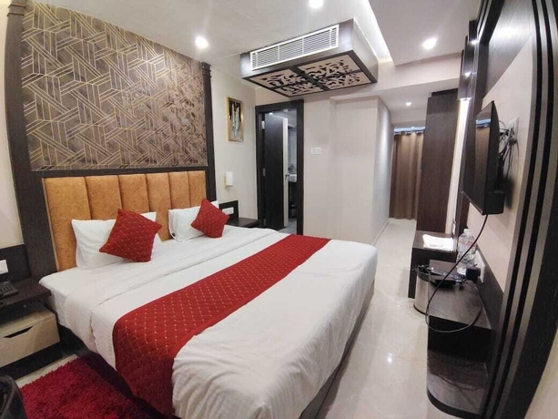 Imagen de la habitación del Hotel Namami Gange. Foto 1