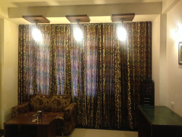 Imagen de la habitación del Hotel Namaskar Residency. Foto 32
