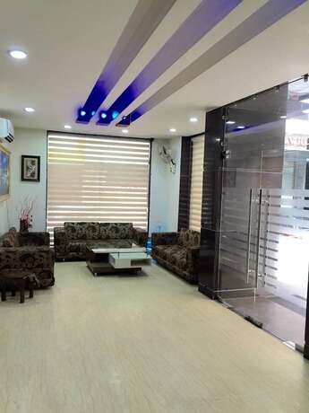 Imagen de los interiores del Hotel Namaskar Residency. Foto 37