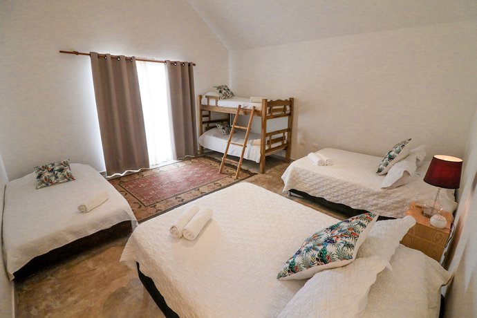 Imagen de la habitación del Hotel Namaste Beach Club and. Foto 2