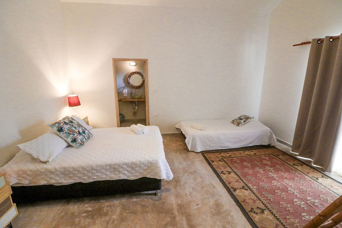 Imagen de la habitación del Hotel Namaste Beach Club and. Foto 5