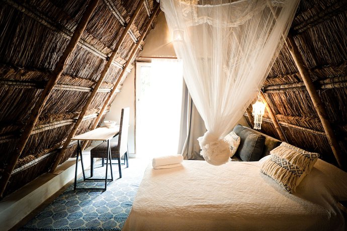 Imagen de la habitación del Hotel Namaste Beach Club and. Foto 11