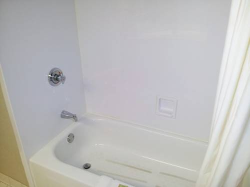 Imagen de la habitación del Hotel Namaste Inn and Suites Dawsonville. Foto 10