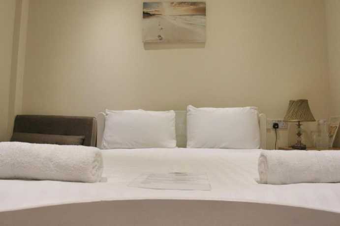 Imagen de la habitación del Hotel Namaste Palace. Foto 5