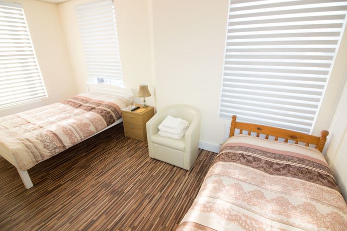 Imagen de la habitación del Hotel Namaste Palace. Foto 7