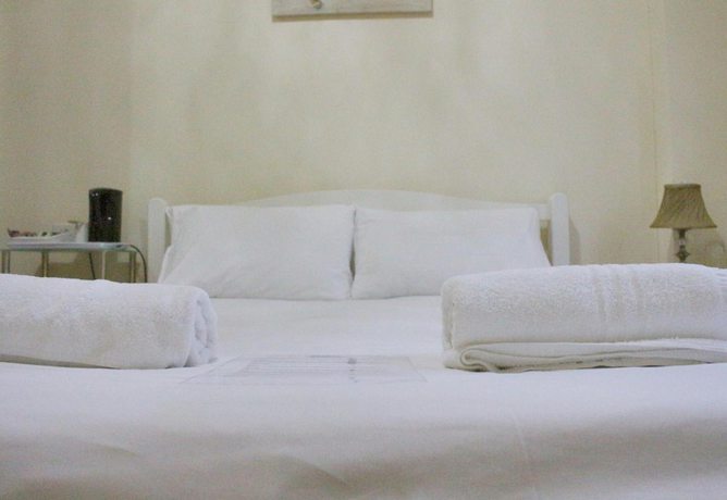 Imagen de la habitación del Hotel Namaste Palace. Foto 9