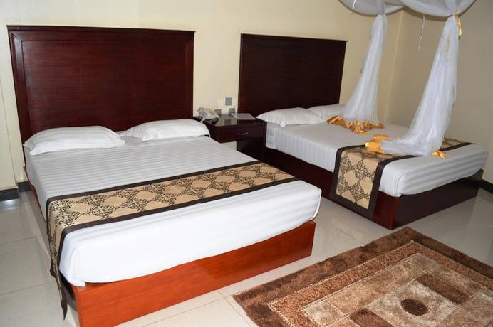 Imagen de la habitación del Hotel Namayiba Park. Foto 15