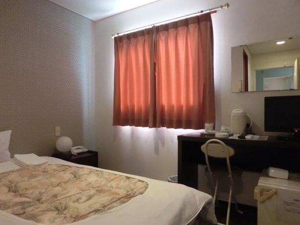 Imagen de la habitación del Hotel Namba Plaza. Foto 6
