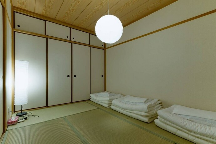 Imagen de la habitación del Hotel Namba Sunset Hills 4br House. Foto 31