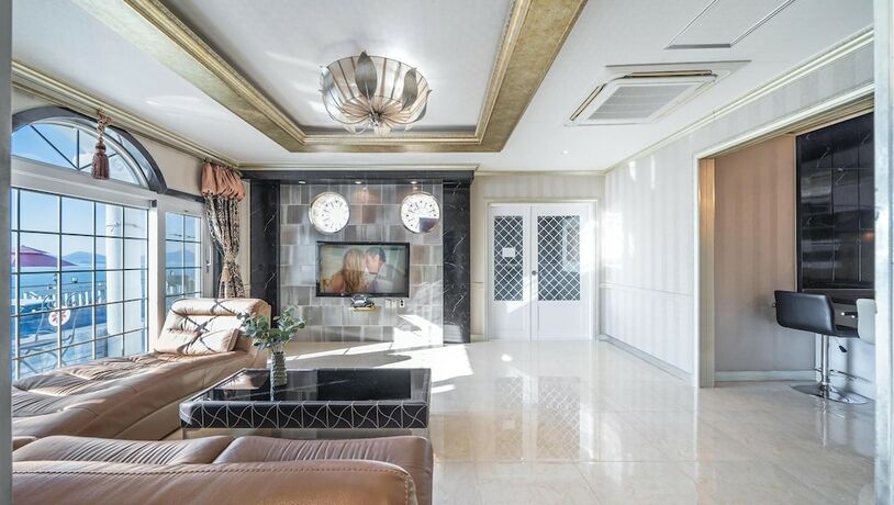 Imagen de la habitación del Hotel Namhae Alhambra Pension. Foto 13