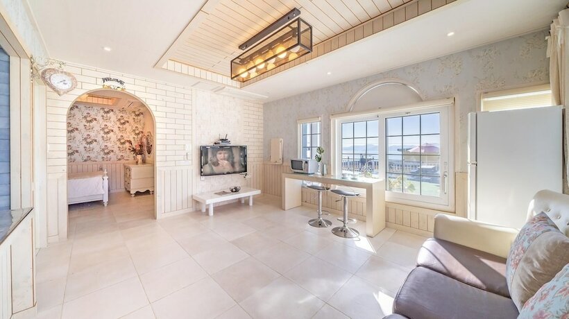 Imagen de la habitación del Hotel Namhae Alhambra Pension. Foto 18