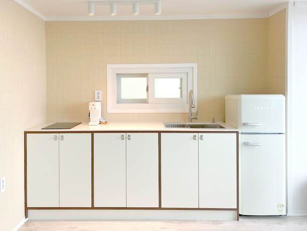 Imagen de la habitación del Hotel Namhae Badangdurum. Foto 33