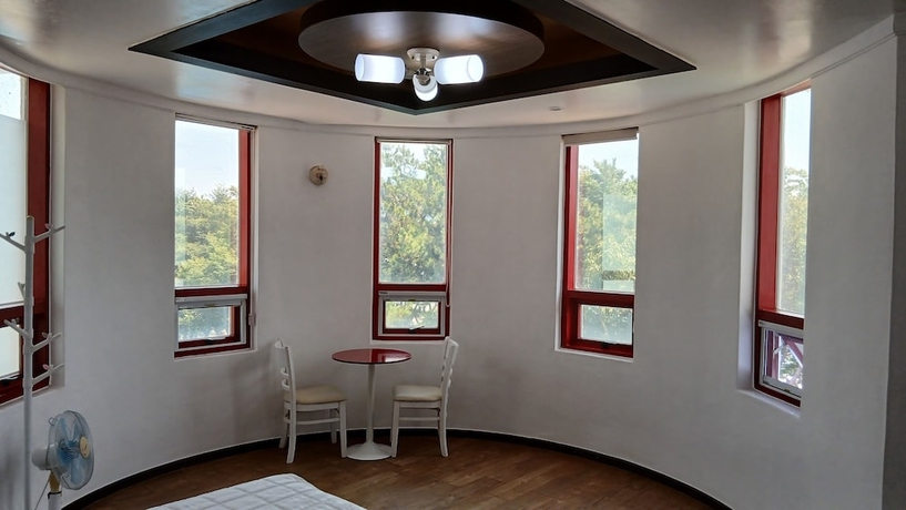 Imagen de la habitación del Hotel Namhae Beach. Foto 5
