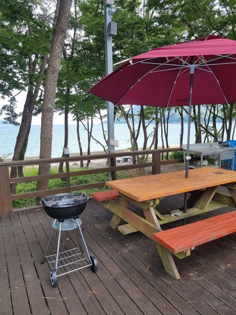 Imagen de los exteriores del Hotel Namhae Beach. Foto 12