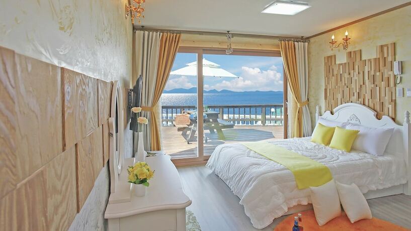 Imagen de la habitación del Hotel Namhae Bel Vienne. Foto 18