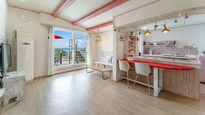 Imagen de la habitación del Hotel Namhae Dalbit 2gram. Foto 18