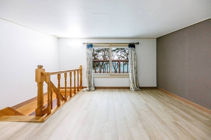 Imagen de la habitación del Hotel Namhae Dream Pension. Foto 9