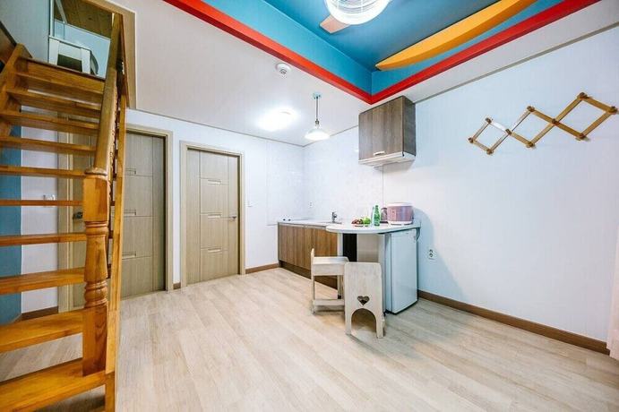 Imagen de la habitación del Hotel Namhae Dream Pension. Foto 11