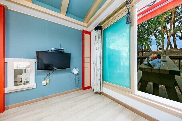 Imagen de la habitación del Hotel Namhae Dream Pension. Foto 12