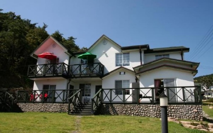 Imagen general del Hotel Namhae France Resort. Foto 8