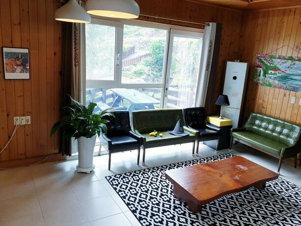Imagen de la habitación del Hotel Namhae German Village Johannes. Foto 10