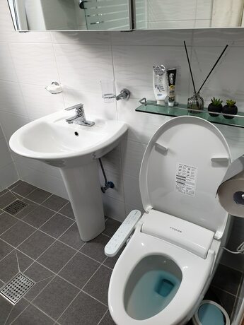 Imagen de la habitación del Hotel Namhae German Village Johannes. Foto 17