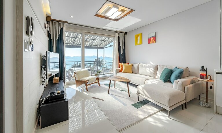 Imagen de la habitación del Hotel Namhae Grand Ocean. Foto 5