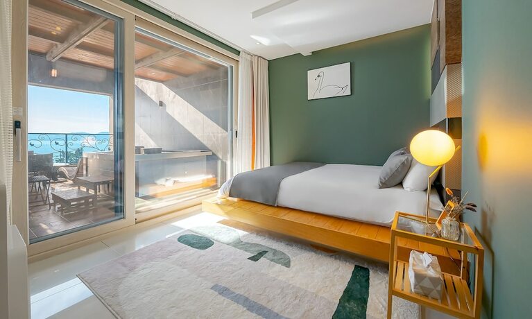 Imagen de la habitación del Hotel Namhae Grand Ocean. Foto 13