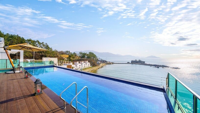 Imagen general del Hotel Namhae Lounge 32 Resort A. Foto 6
