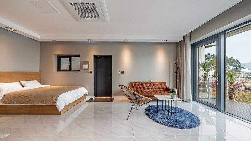 Imagen de la habitación del Hotel Namhae Lounge 32 Resort A. Foto 14