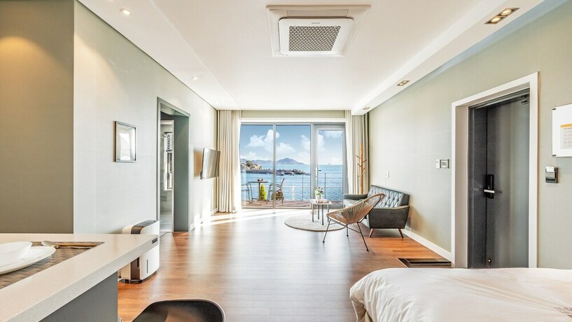 Imagen de la habitación del Hotel Namhae Lounge 32 Resort C. Foto 20