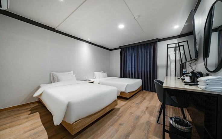 Imagen general del Hotel Namhae Manhattan. Foto 6