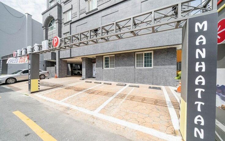 Imagen general del Hotel Namhae Manhattan. Foto 11